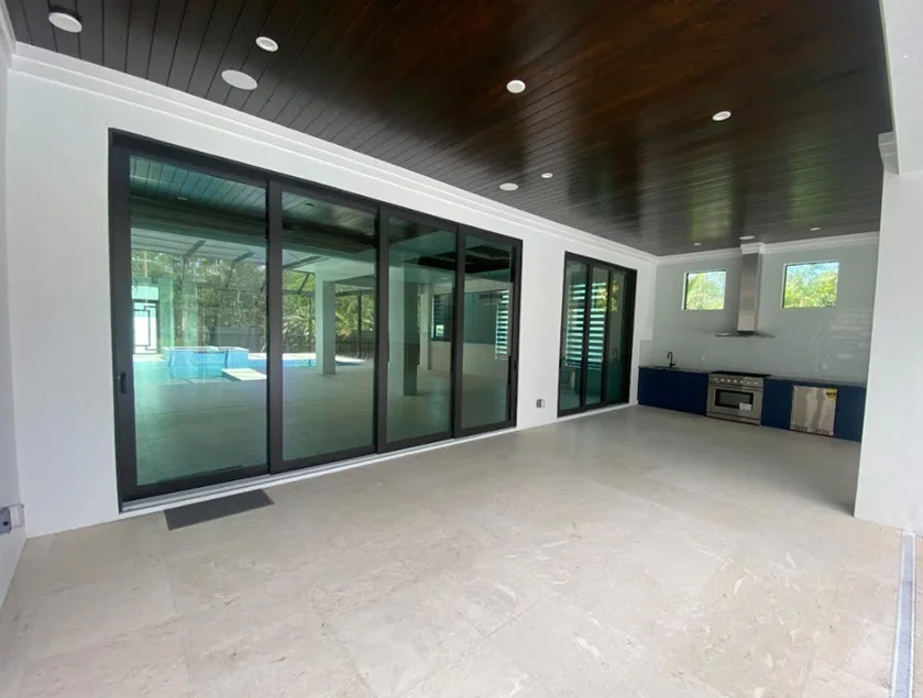 Puertas y ventanas de impacto en Hialeah